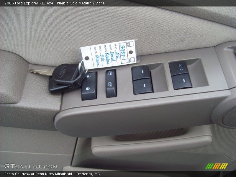 Pueblo Gold Metallic / Stone 2006 Ford Explorer XLS 4x4
