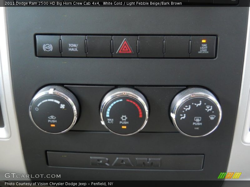White Gold / Light Pebble Beige/Bark Brown 2011 Dodge Ram 2500 HD Big Horn Crew Cab 4x4