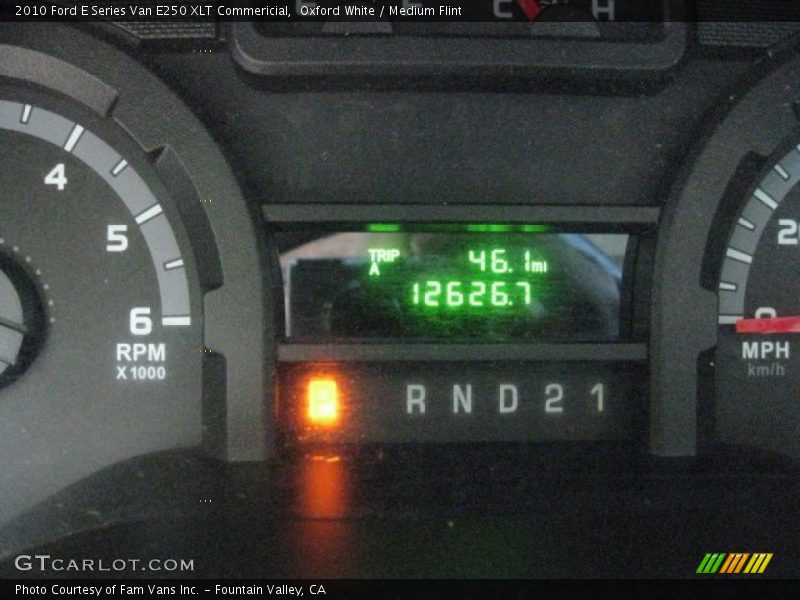 Oxford White / Medium Flint 2010 Ford E Series Van E250 XLT Commericial