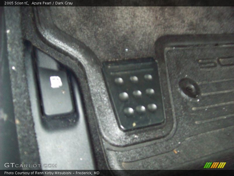 Azure Pearl / Dark Gray 2005 Scion tC