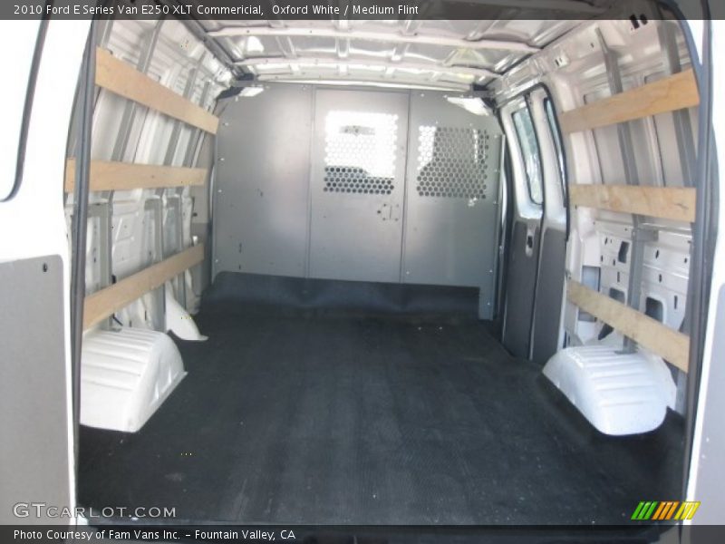 Oxford White / Medium Flint 2010 Ford E Series Van E250 XLT Commericial