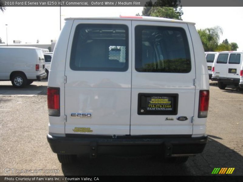 Oxford White / Medium Flint 2010 Ford E Series Van E250 XLT Commericial