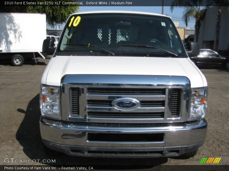 Oxford White / Medium Flint 2010 Ford E Series Van E250 XLT Commericial