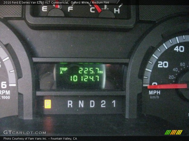 Oxford White / Medium Flint 2010 Ford E Series Van E250 XLT Commericial