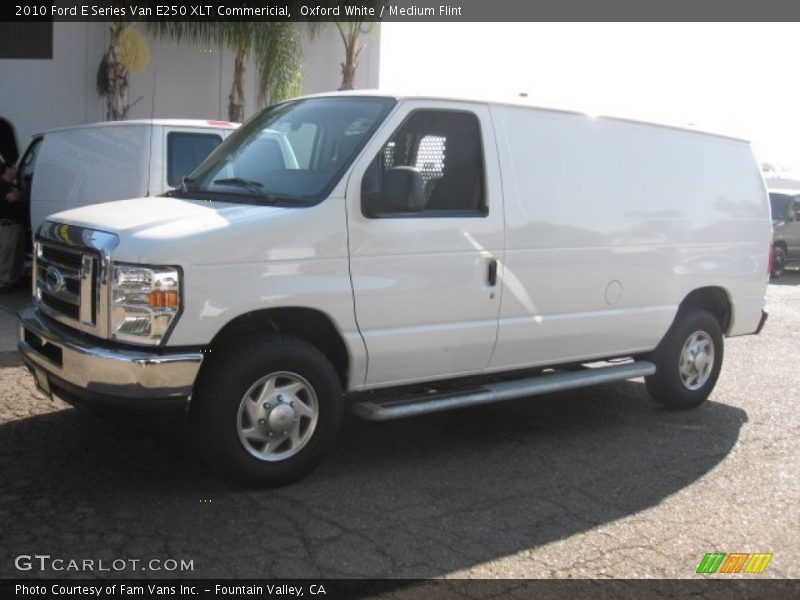 Oxford White / Medium Flint 2010 Ford E Series Van E250 XLT Commericial