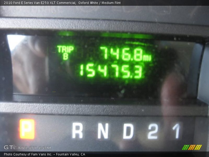 Oxford White / Medium Flint 2010 Ford E Series Van E250 XLT Commericial