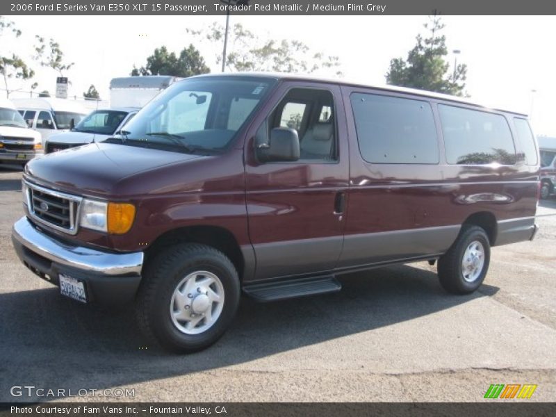 Toreador Red Metallic / Medium Flint Grey 2006 Ford E Series Van E350 XLT 15 Passenger