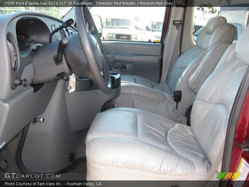 Toreador Red Metallic / Medium Flint Grey 2006 Ford E Series Van E350 XLT 15 Passenger