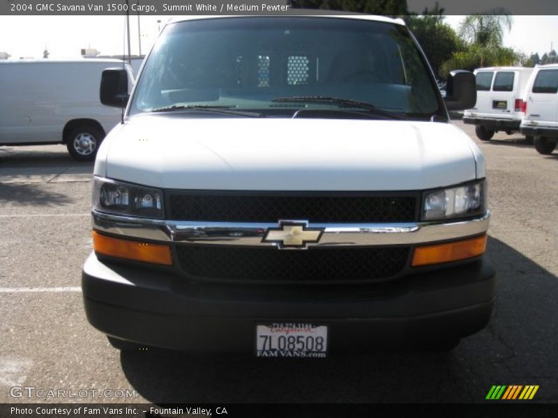 Summit White / Medium Pewter 2004 GMC Savana Van 1500 Cargo
