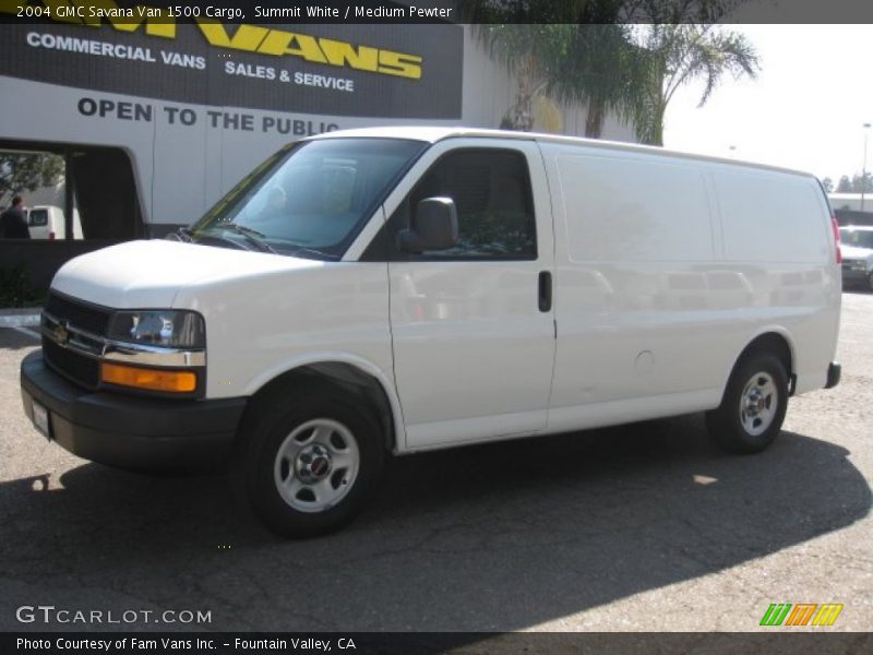 Summit White / Medium Pewter 2004 GMC Savana Van 1500 Cargo