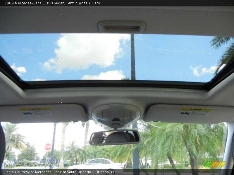 Arctic White / Black 2009 Mercedes-Benz E 350 Sedan