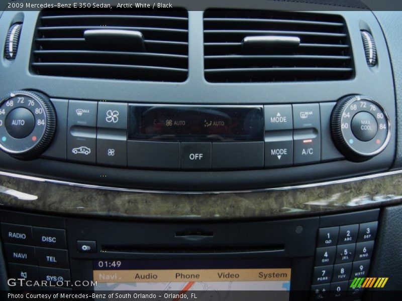 Arctic White / Black 2009 Mercedes-Benz E 350 Sedan