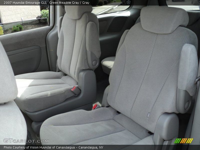 Green Meadow Gray / Gray 2007 Hyundai Entourage GLS