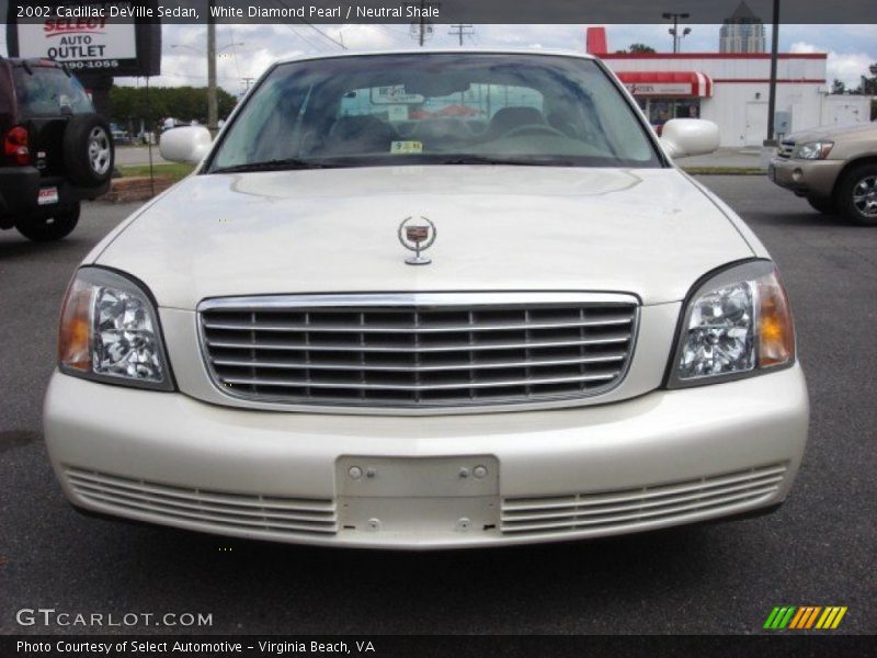 White Diamond Pearl / Neutral Shale 2002 Cadillac DeVille Sedan