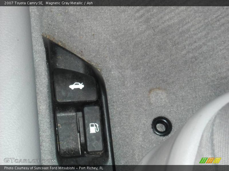 Magnetic Gray Metallic / Ash 2007 Toyota Camry SE