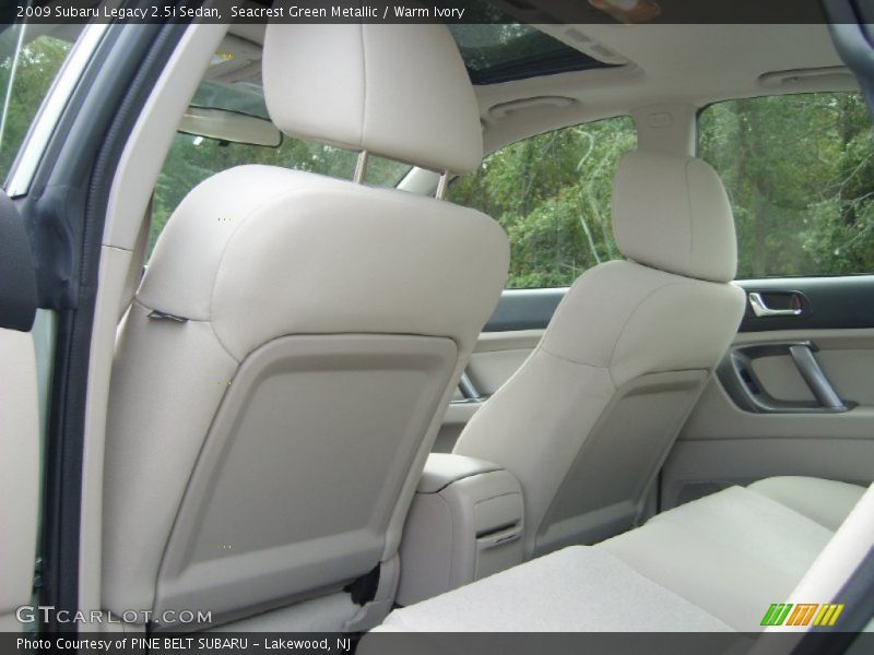 Seacrest Green Metallic / Warm Ivory 2009 Subaru Legacy 2.5i Sedan