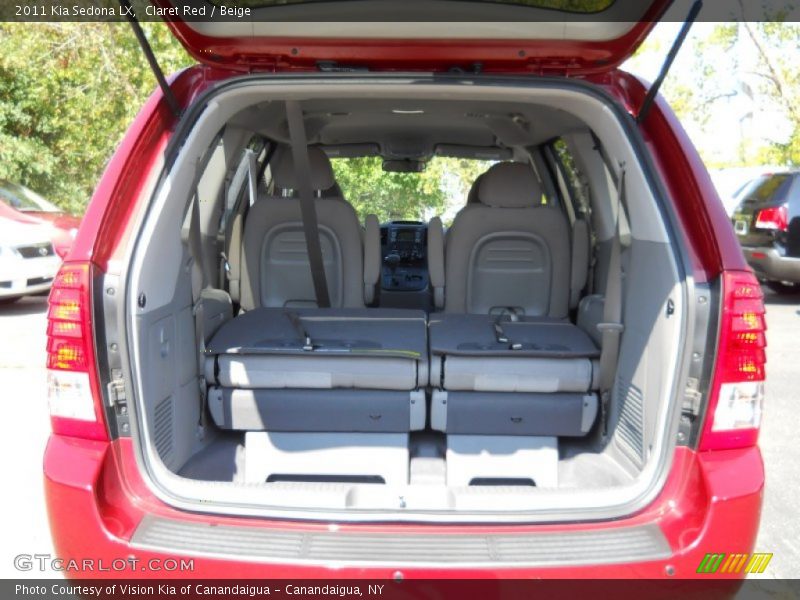 Claret Red / Beige 2011 Kia Sedona LX