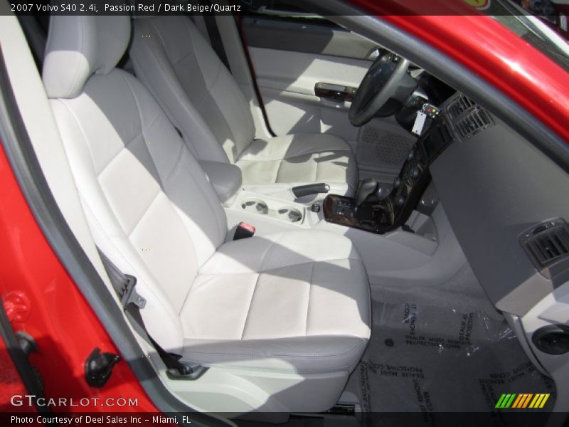 Passion Red / Dark Beige/Quartz 2007 Volvo S40 2.4i