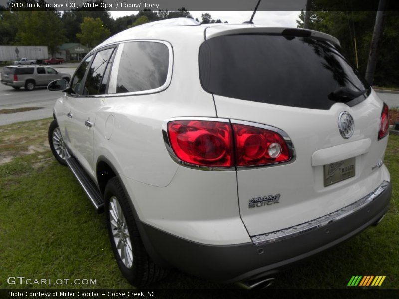 White Opal / Ebony/Ebony 2010 Buick Enclave CXL