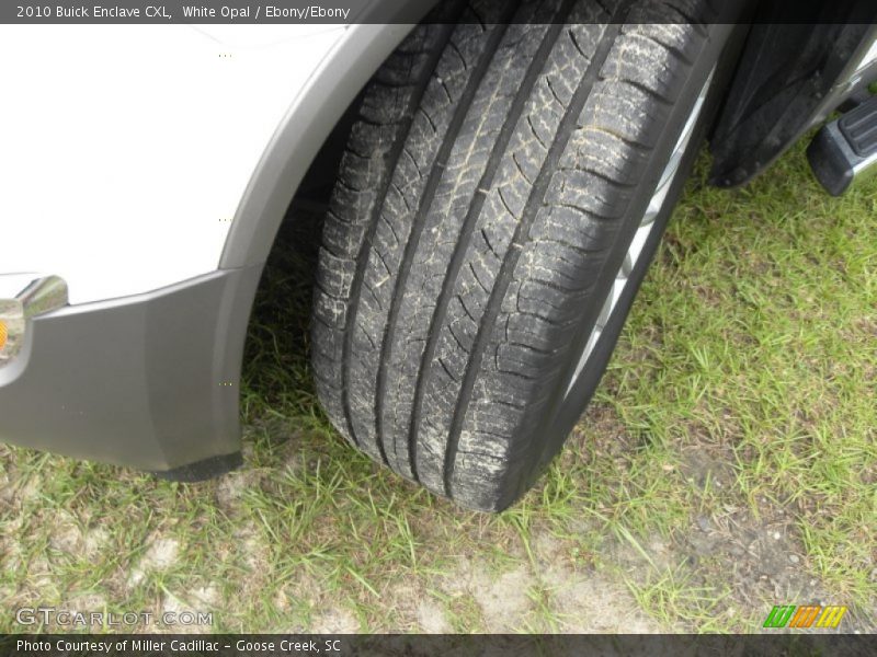 White Opal / Ebony/Ebony 2010 Buick Enclave CXL