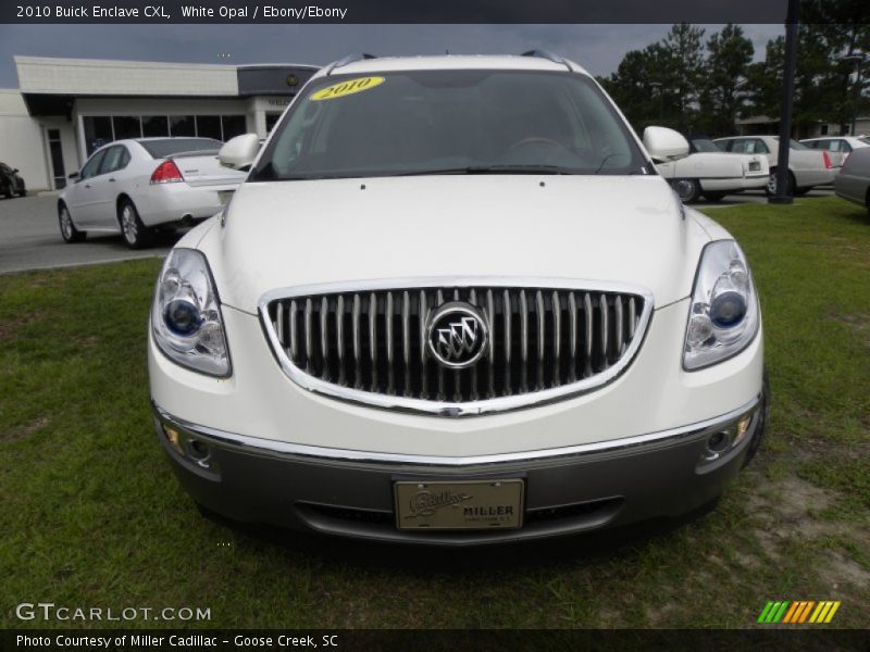 White Opal / Ebony/Ebony 2010 Buick Enclave CXL