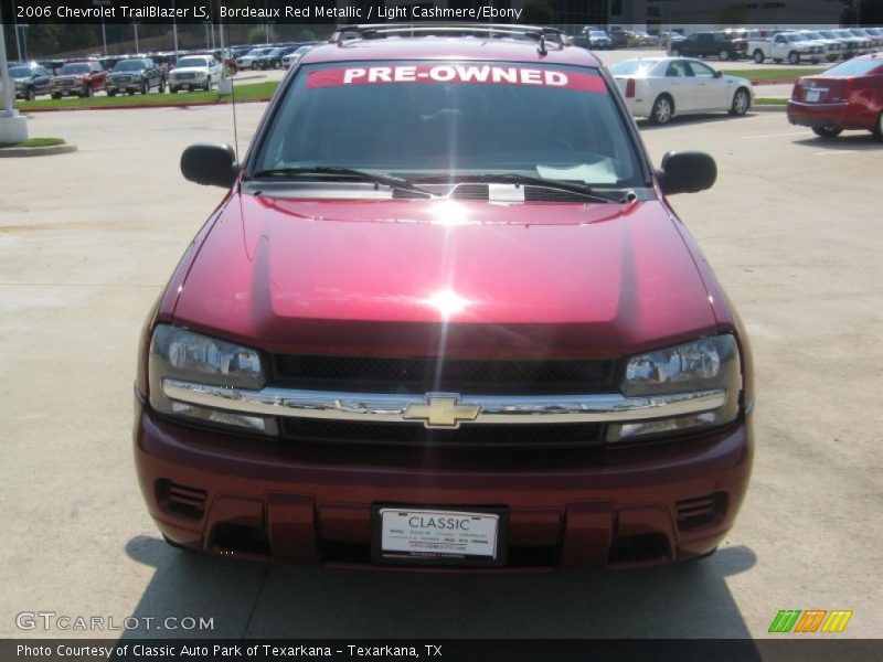 Bordeaux Red Metallic / Light Cashmere/Ebony 2006 Chevrolet TrailBlazer LS