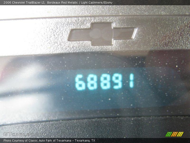 Bordeaux Red Metallic / Light Cashmere/Ebony 2006 Chevrolet TrailBlazer LS