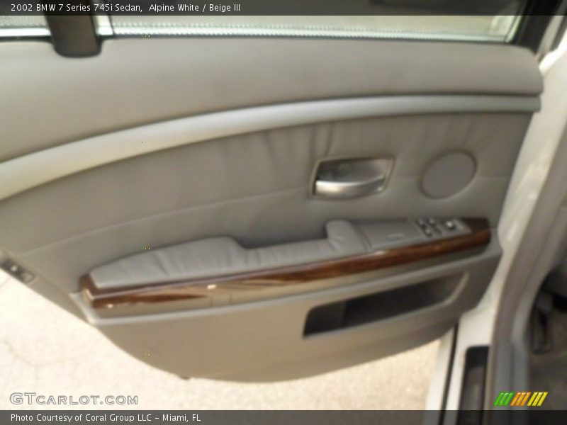 Alpine White / Beige III 2002 BMW 7 Series 745i Sedan
