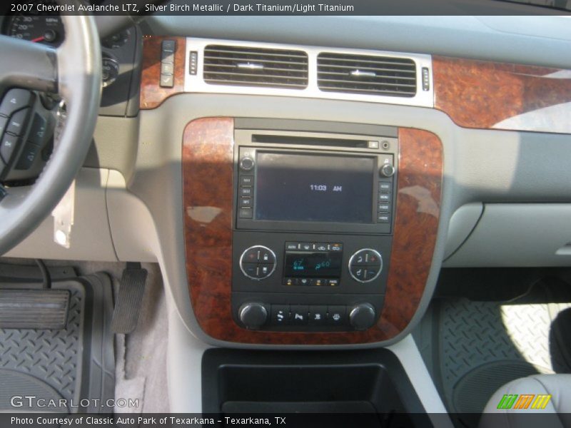 Silver Birch Metallic / Dark Titanium/Light Titanium 2007 Chevrolet Avalanche LTZ