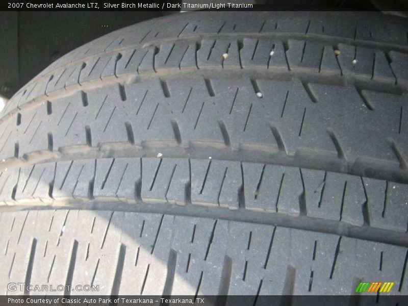 Silver Birch Metallic / Dark Titanium/Light Titanium 2007 Chevrolet Avalanche LTZ