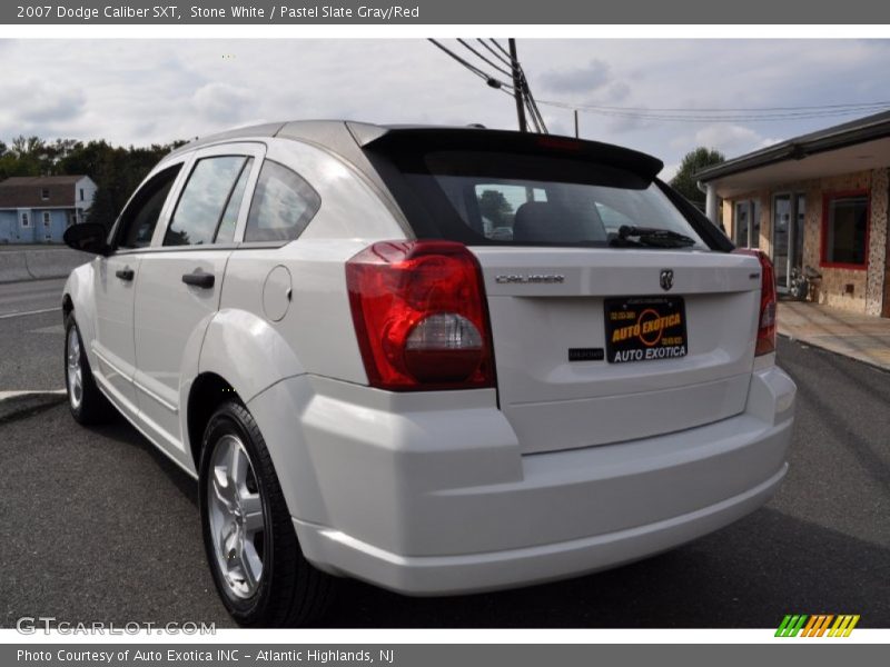 Stone White / Pastel Slate Gray/Red 2007 Dodge Caliber SXT