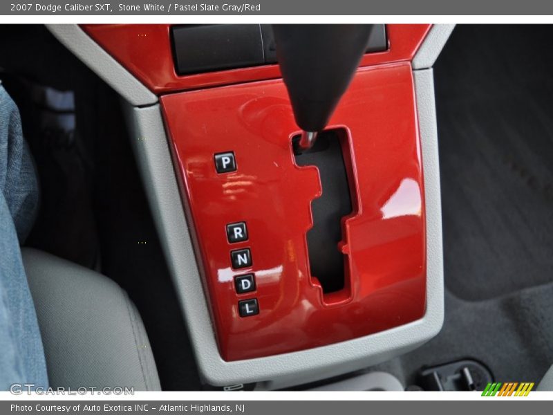 Stone White / Pastel Slate Gray/Red 2007 Dodge Caliber SXT