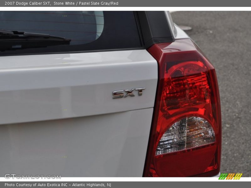 Stone White / Pastel Slate Gray/Red 2007 Dodge Caliber SXT