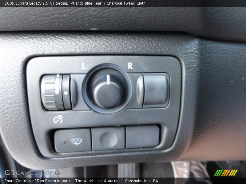 Controls of 2005 Legacy 2.5 GT Sedan