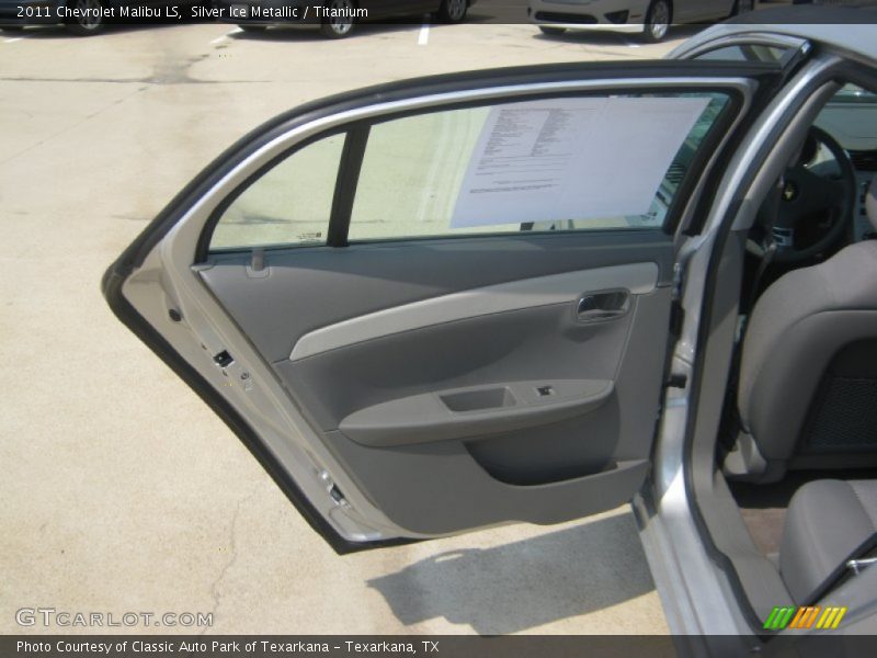 Silver Ice Metallic / Titanium 2011 Chevrolet Malibu LS