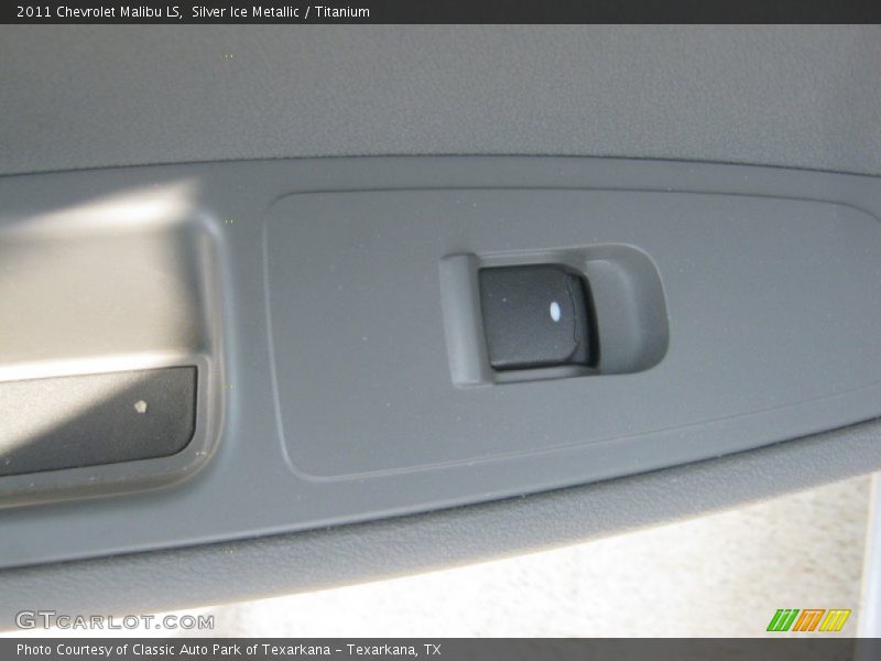 Silver Ice Metallic / Titanium 2011 Chevrolet Malibu LS