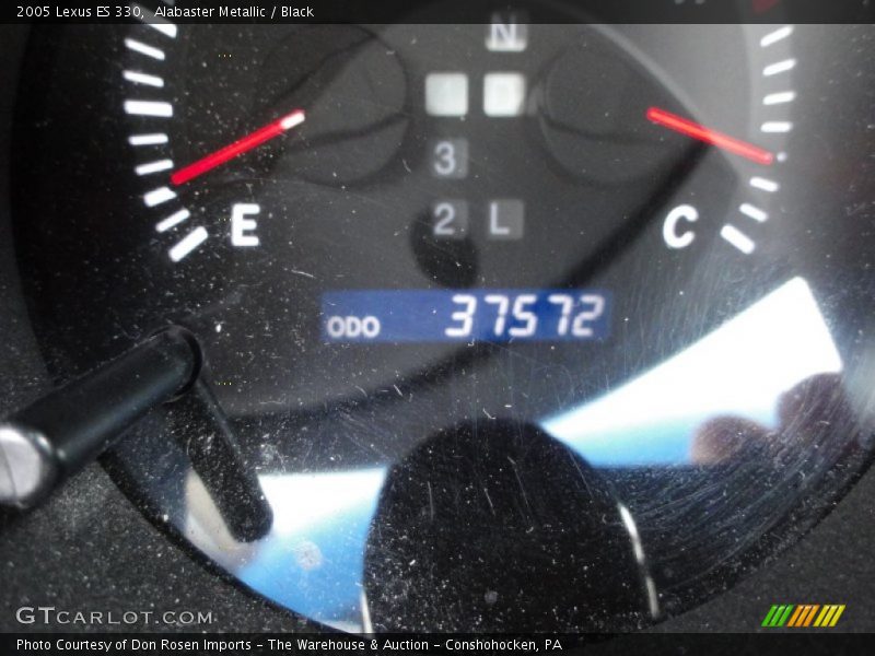 Alabaster Metallic / Black 2005 Lexus ES 330