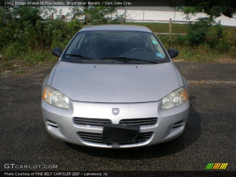 Bright Silver Metallic / Dark Slate Gray 2002 Dodge Stratus SE Plus Sedan