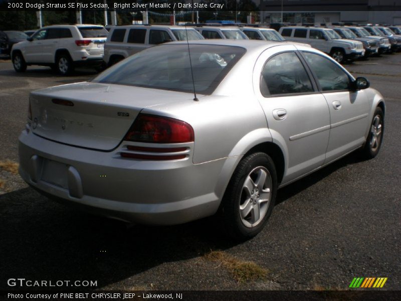 Bright Silver Metallic / Dark Slate Gray 2002 Dodge Stratus SE Plus Sedan