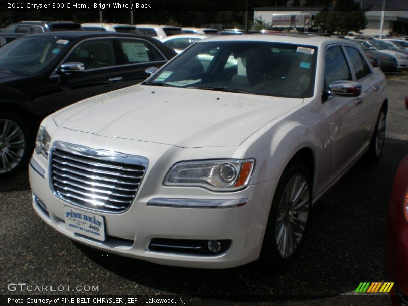 Bright White / Black 2011 Chrysler 300 C Hemi