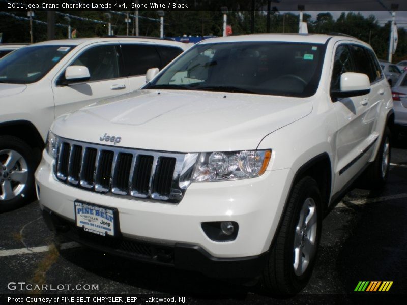 Stone White / Black 2011 Jeep Grand Cherokee Laredo 4x4