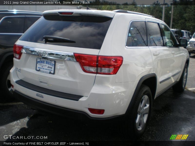 Stone White / Black 2011 Jeep Grand Cherokee Laredo 4x4