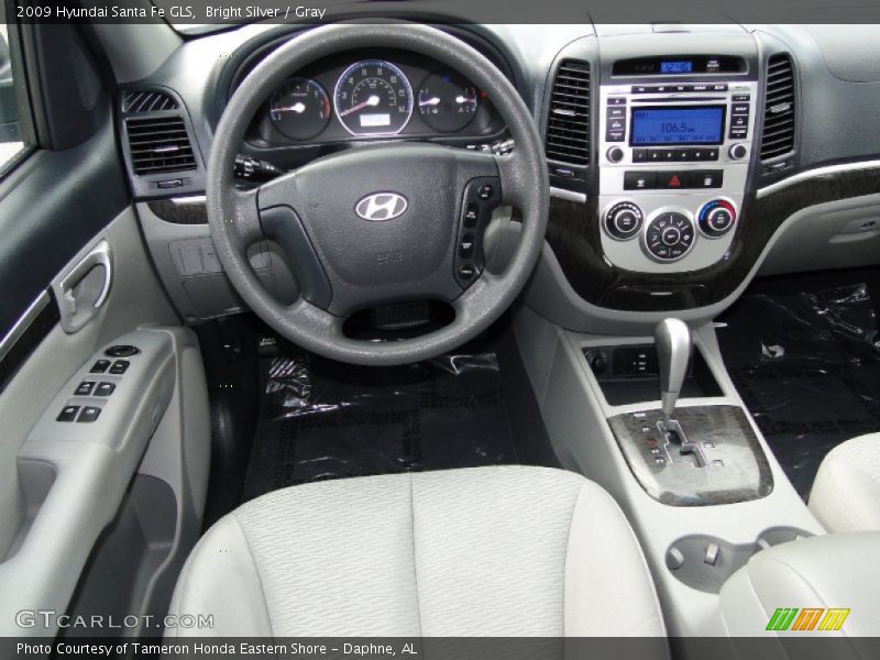 Bright Silver / Gray 2009 Hyundai Santa Fe GLS