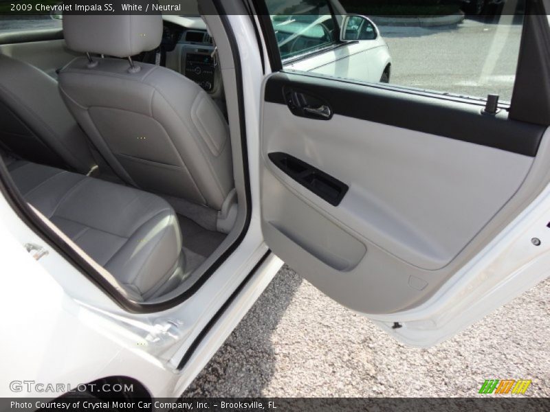 White / Neutral 2009 Chevrolet Impala SS