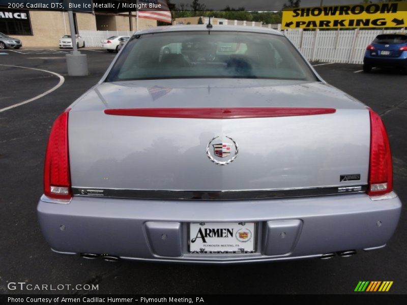 Blue Ice Metallic / Midnight Blue 2006 Cadillac DTS