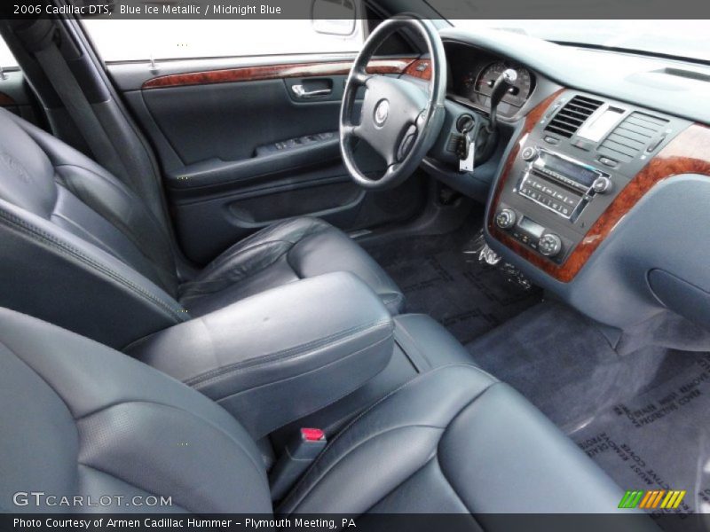 Blue Ice Metallic / Midnight Blue 2006 Cadillac DTS