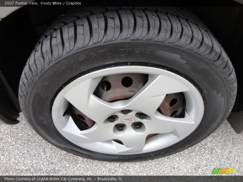 Frosty White / Graphite 2007 Pontiac Vibe