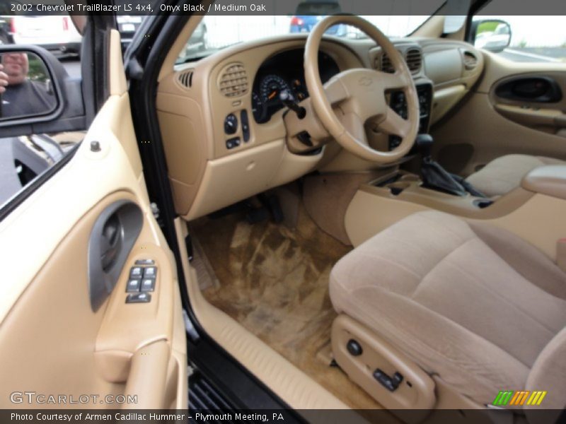 Onyx Black / Medium Oak 2002 Chevrolet TrailBlazer LS 4x4