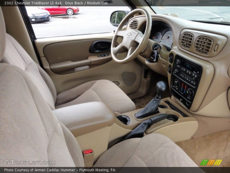 Onyx Black / Medium Oak 2002 Chevrolet TrailBlazer LS 4x4