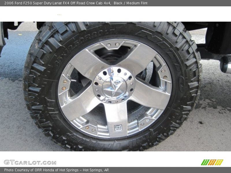 Custom Wheels of 2006 F250 Super Duty Lariat FX4 Off Road Crew Cab 4x4